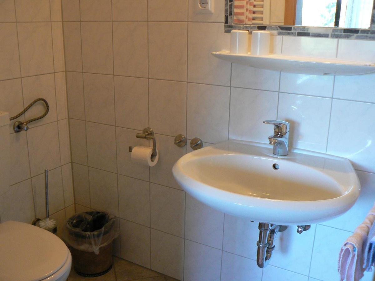Hotel Haus Evelyn / Haus Heidemarie Bad Füssing Pokoj fotografie
